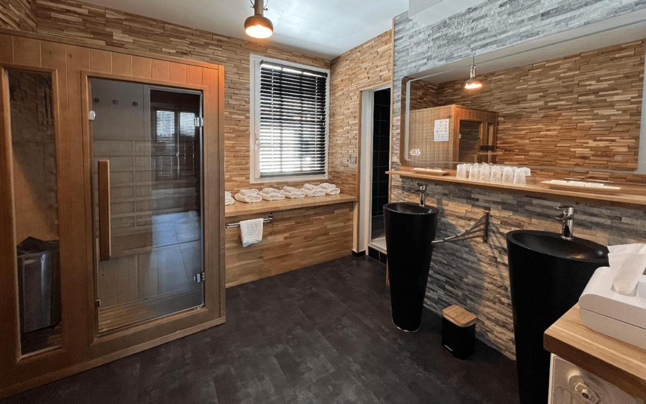 Logis Hotel Et Spa Chez Camillou Aumont-Aubrac Room photo